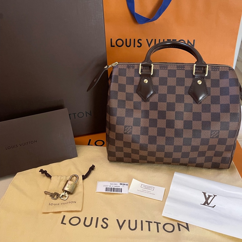 Authentic LV Speedy 25